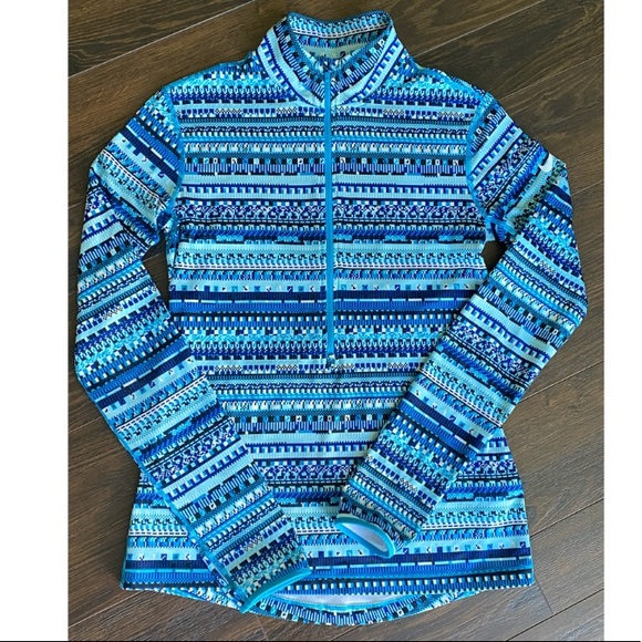 EUC NikePro Warm 8-Bit Pullover - Picture 2 of 11